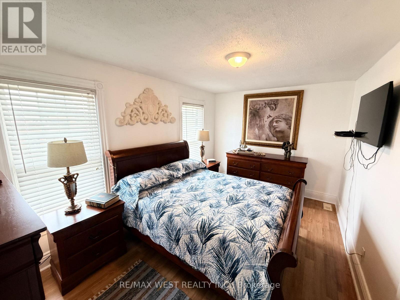 196 SIMCOE STREET E, Hamilton (North End) — photo 11