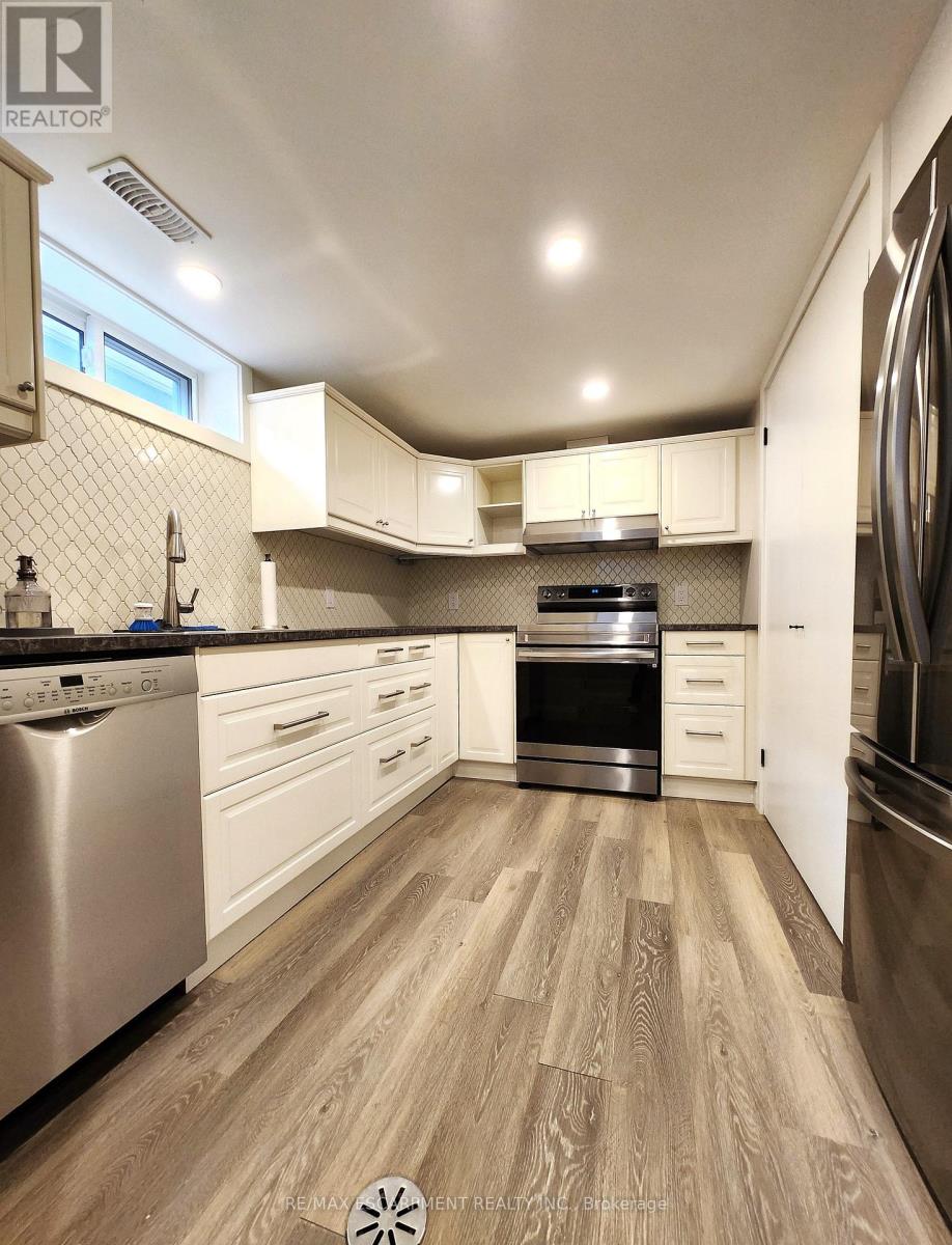 LOWER - 404 NELSON STREET, Brantford — photo 10