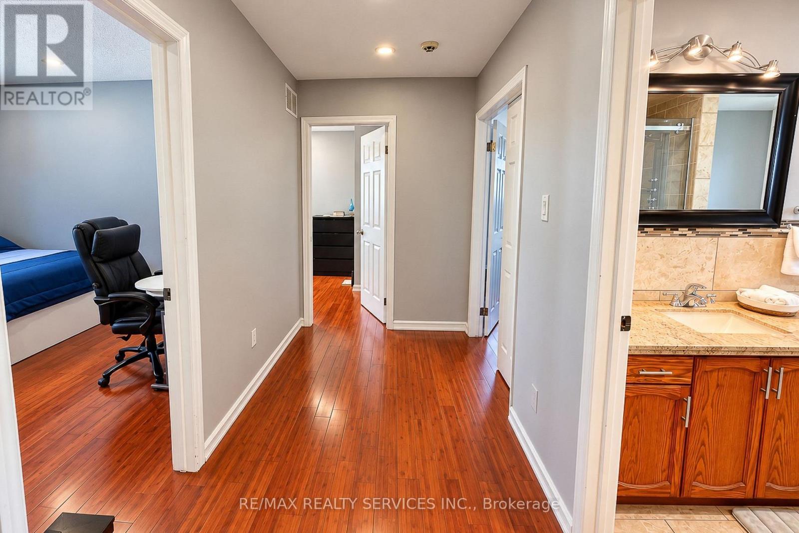 177 SIRENTE DRIVE - 21