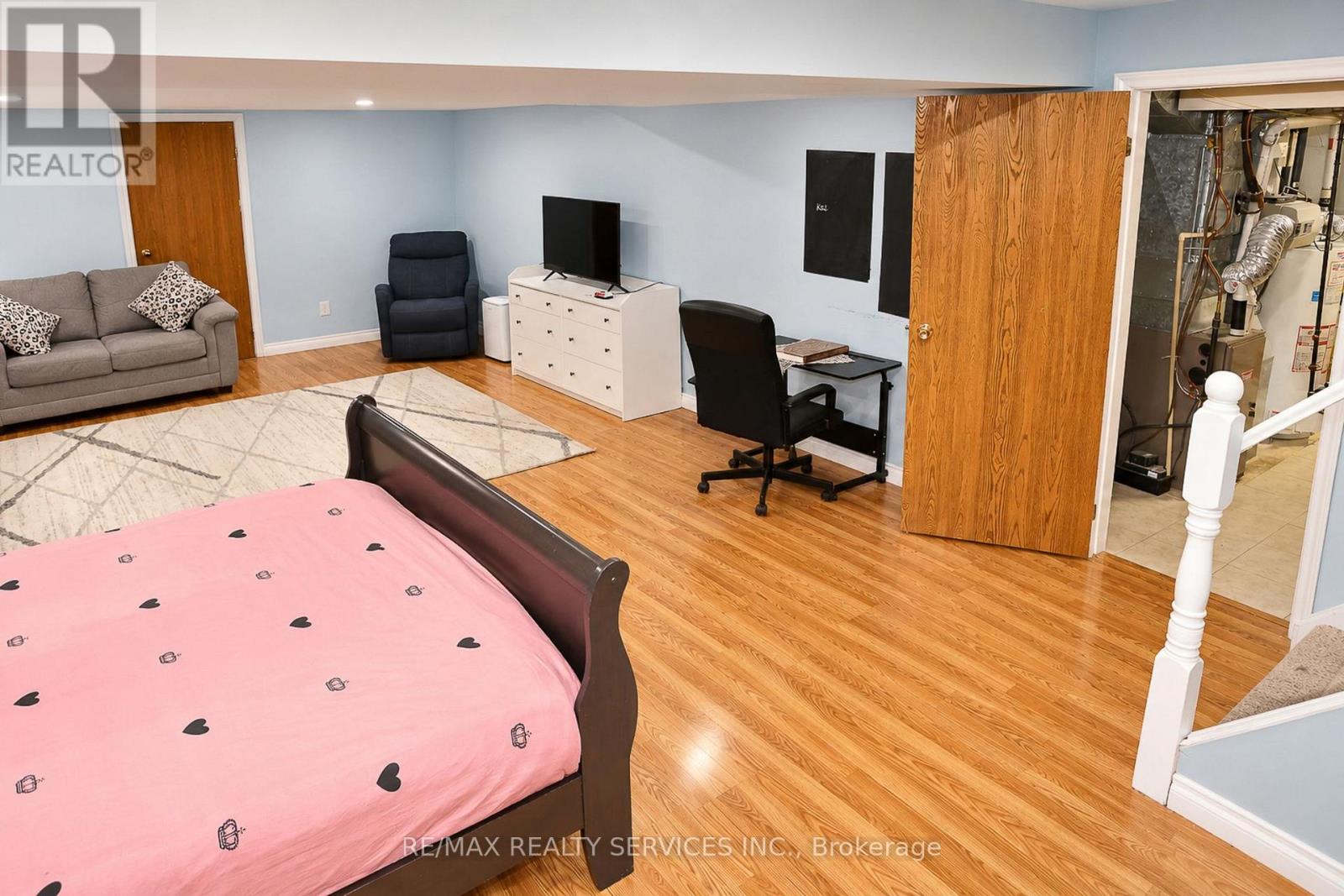 177 SIRENTE DRIVE - 43