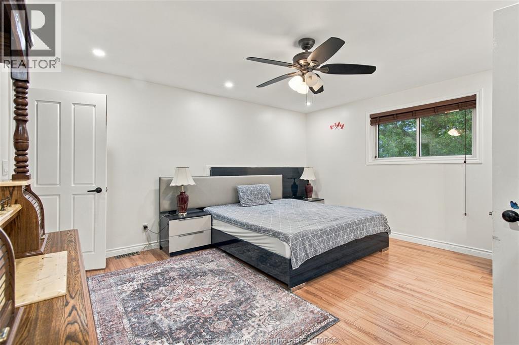 2920 STRAWBERRY DRIVE - 14
