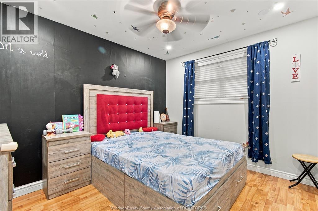 2920 STRAWBERRY DRIVE - 17