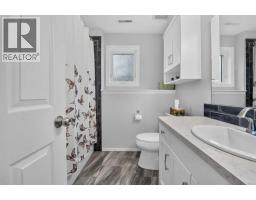 338 Silkstone Cove W, Lethbridge, AB T1J2A3 Photo 44