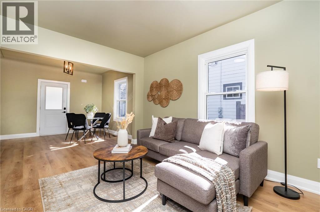 69 YORK Street - 13