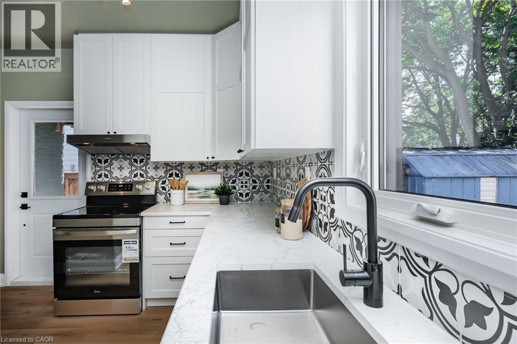69 YORK Street - 23