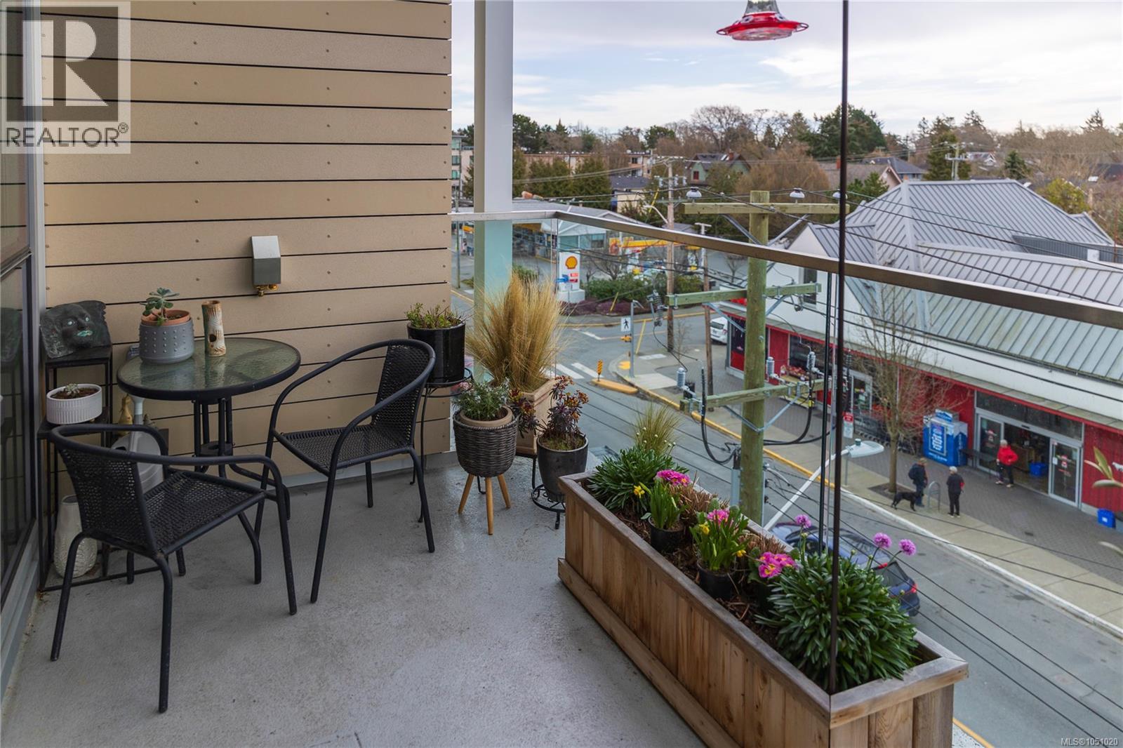 #406 1916 Oak Bay Ave - 16