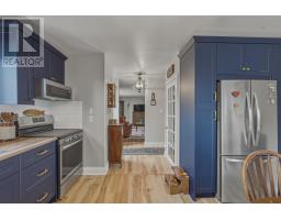205 Hillside Dr S, Elliot Lake, ON P5A1N4 Photo 11