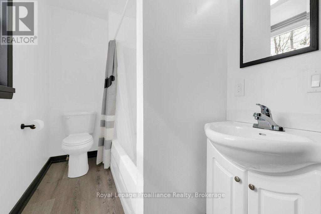 12 COSGROVE LANE - 20