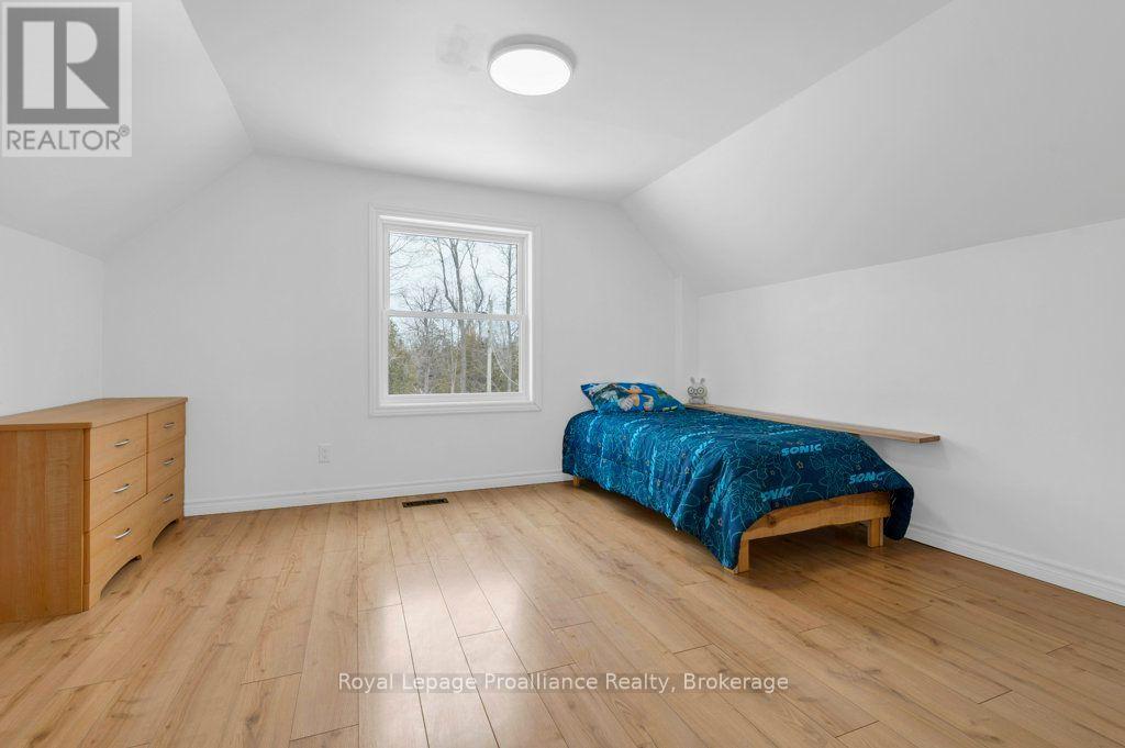 12 COSGROVE LANE - 22