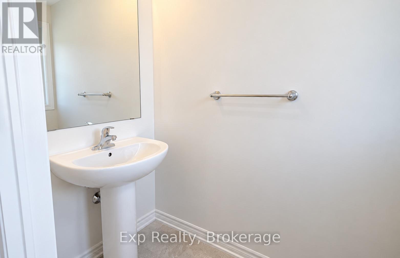 39 LINCOLN DRIVE, Belleville (Belleville Ward) — photo 11
