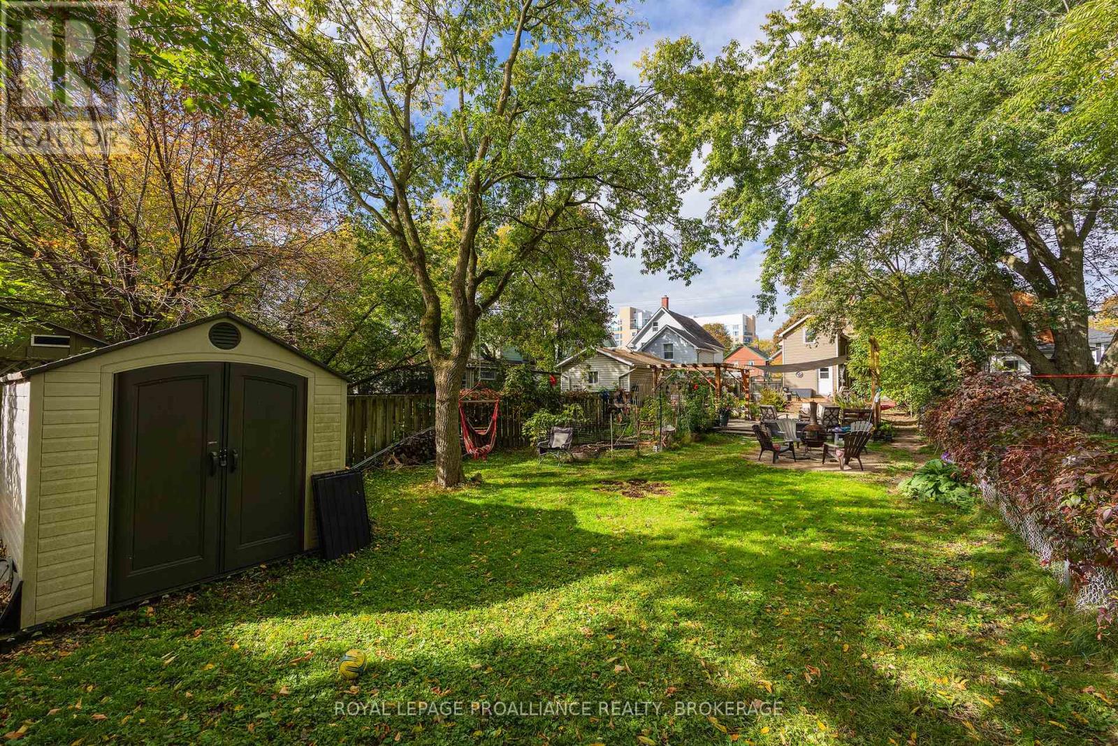 535 ALBERT STREET - 20