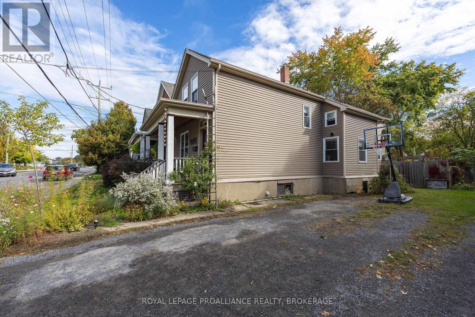 535 ALBERT STREET, Kingston (East of Sir John A. Blvd) — photo 6