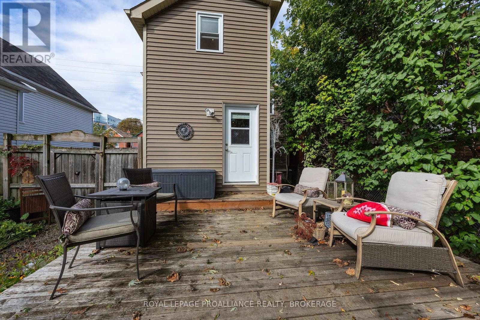 535 ALBERT STREET, Kingston (East of Sir John A. Blvd) — photo 9
