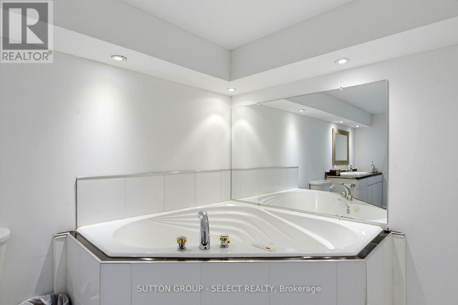 61 DALEVIEW CRESCENT - Image 38