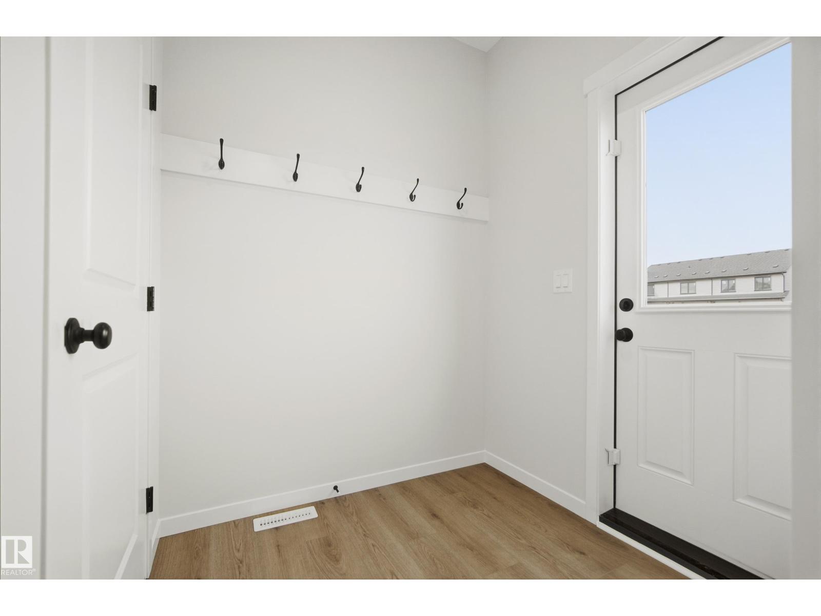 19620 30 Avenue NW - 12
