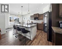 Primary Bedroom - 118 Viscount Drive, Red Deer, AB T4R0M6 Photo 10