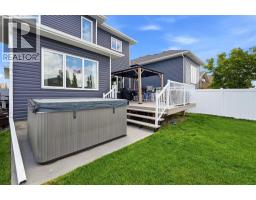 118 Viscount Drive, Red Deer, AB T4R0M6 Photo 33