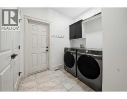 Bedroom - 118 Viscount Drive, Red Deer, AB T4R0M6 Photo 13