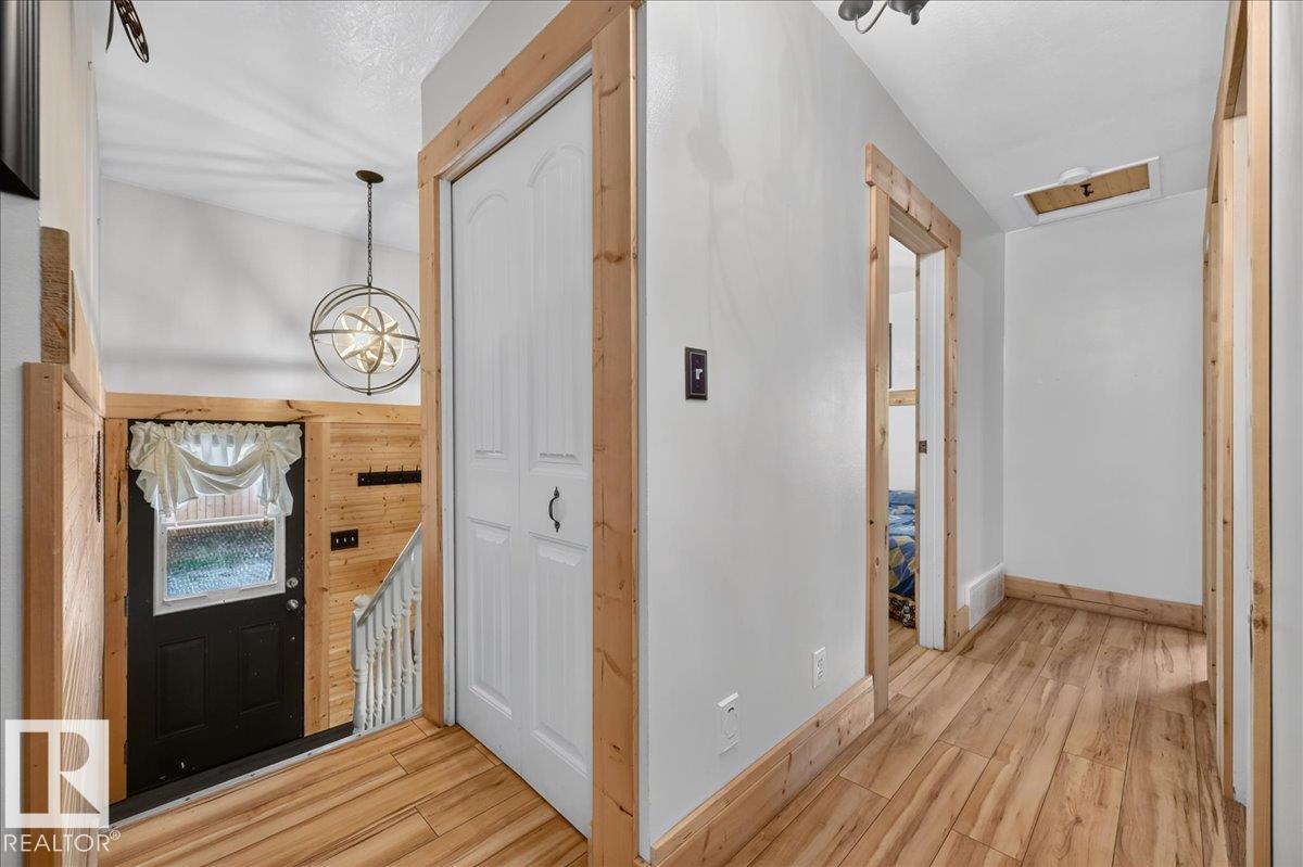 #4 52508 RGE ROAD 21 - 10