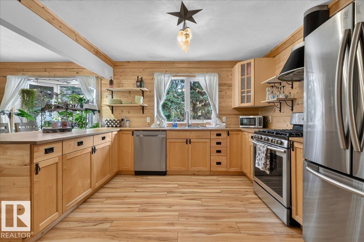 #4 52508 RGE ROAD 21 - 17