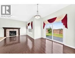 Living room - 71 Martha's Meadow Close Ne, Calgary, AB T3J4Z2 Photo 8