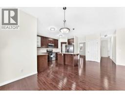 4pc Bathroom - 71 Martha's Meadow Close Ne, Calgary, AB T3J4Z2 Photo 9