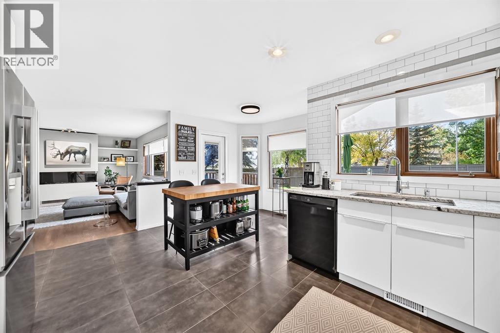 723 Diamond Court SE - Image 16