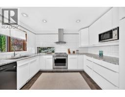 Den - 723 Diamond Court Se, Calgary, AB T2J7E2 Photo 11
