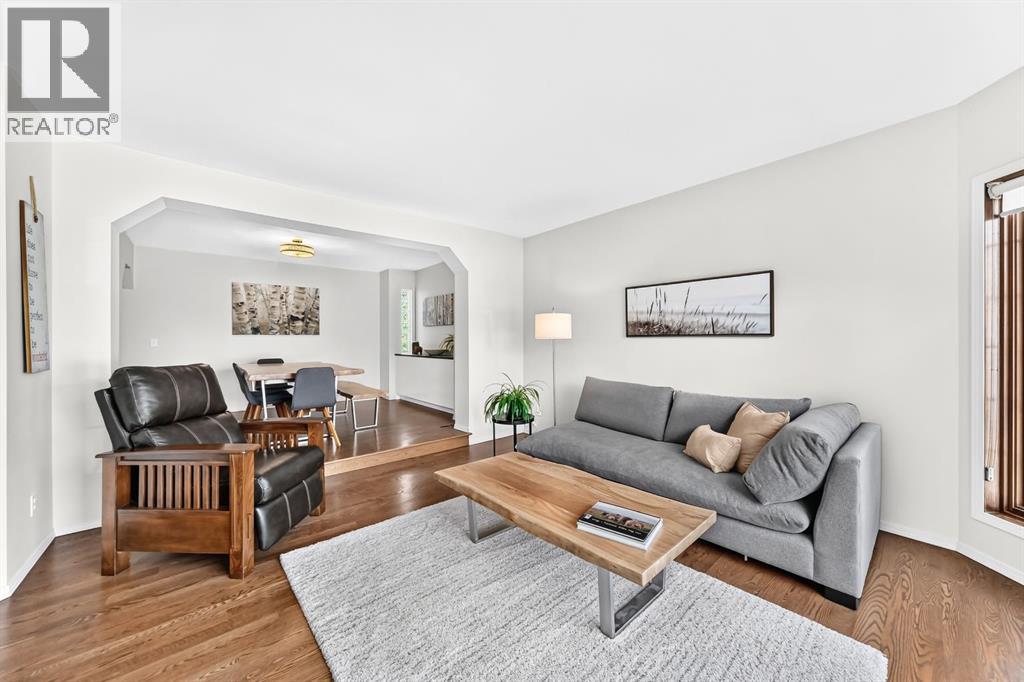 723 Diamond Court SE, Calgary, Alberta, T2J7E2 — thumbnail 8