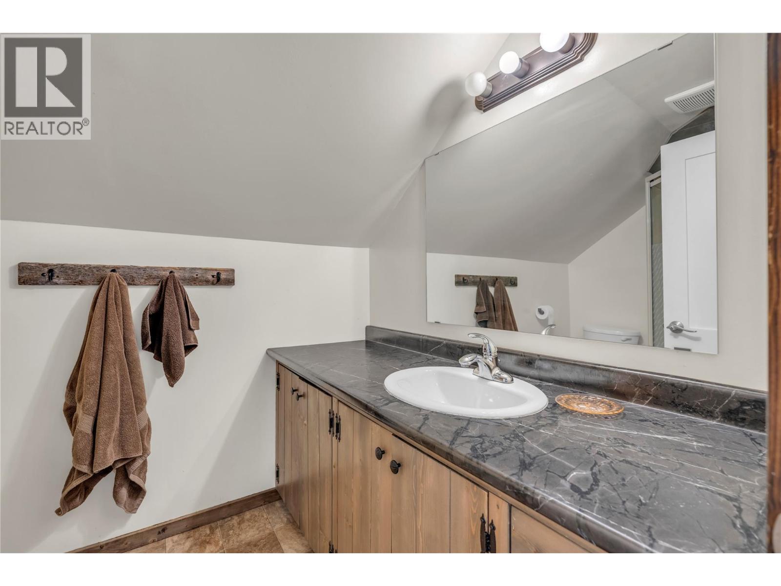 422 HUEY Road - 86