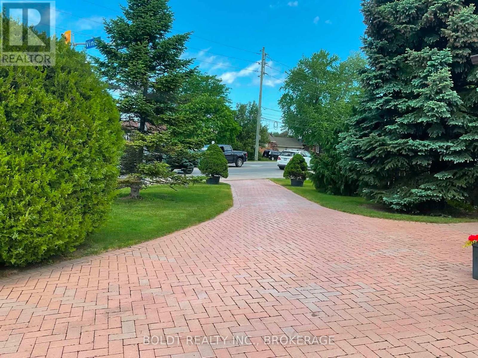 628 VINE STREET, St. Catharines (Vine/Linwell) — photo 5
