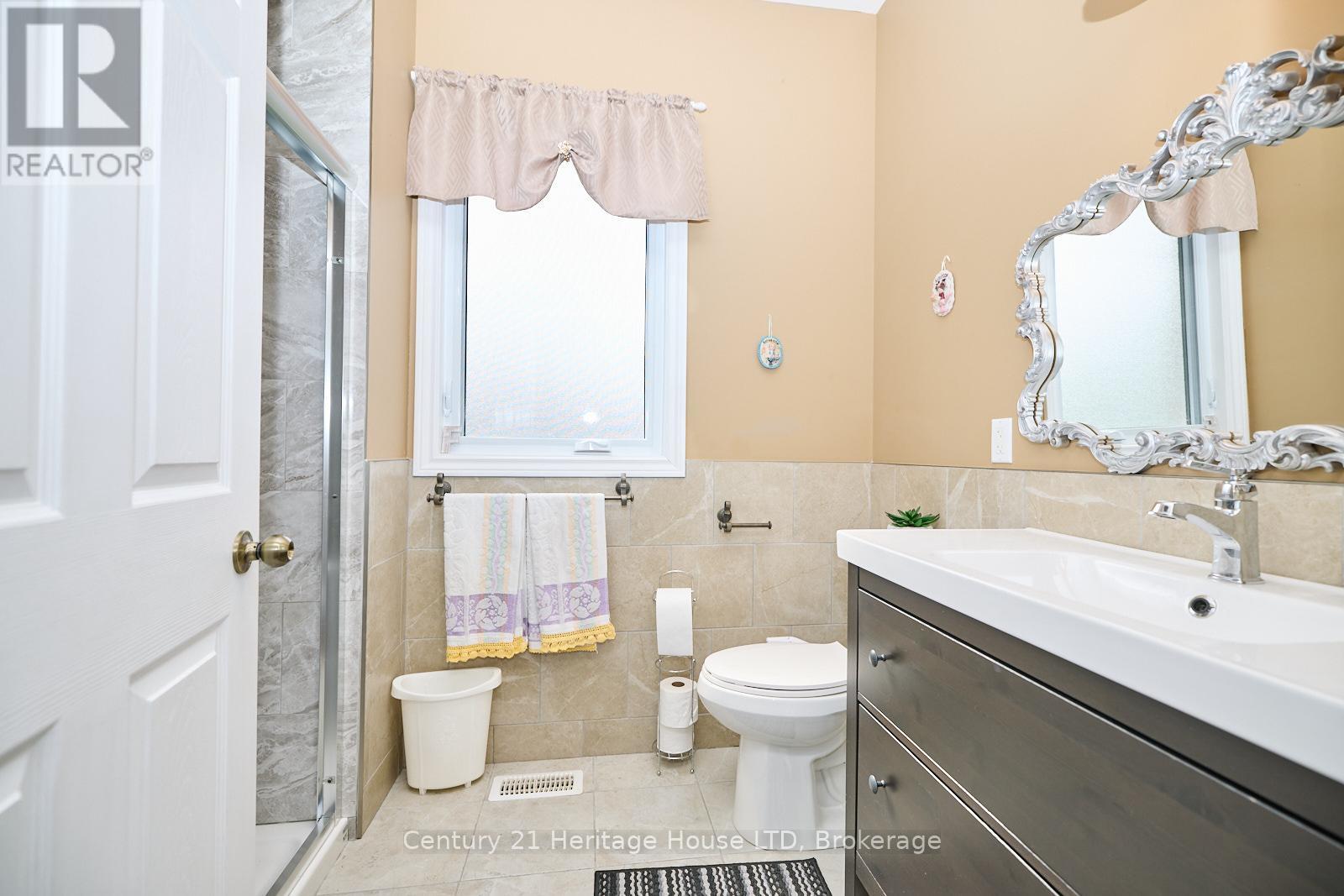 3290 EVADERE AVENUE - Image 16