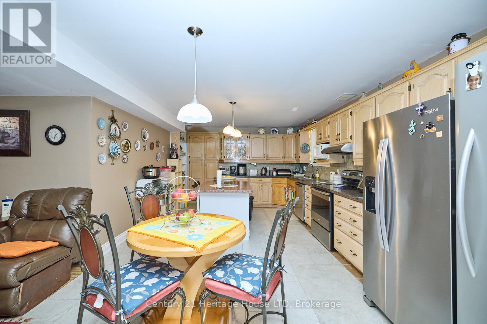 3290 EVADERE AVENUE - Image 28