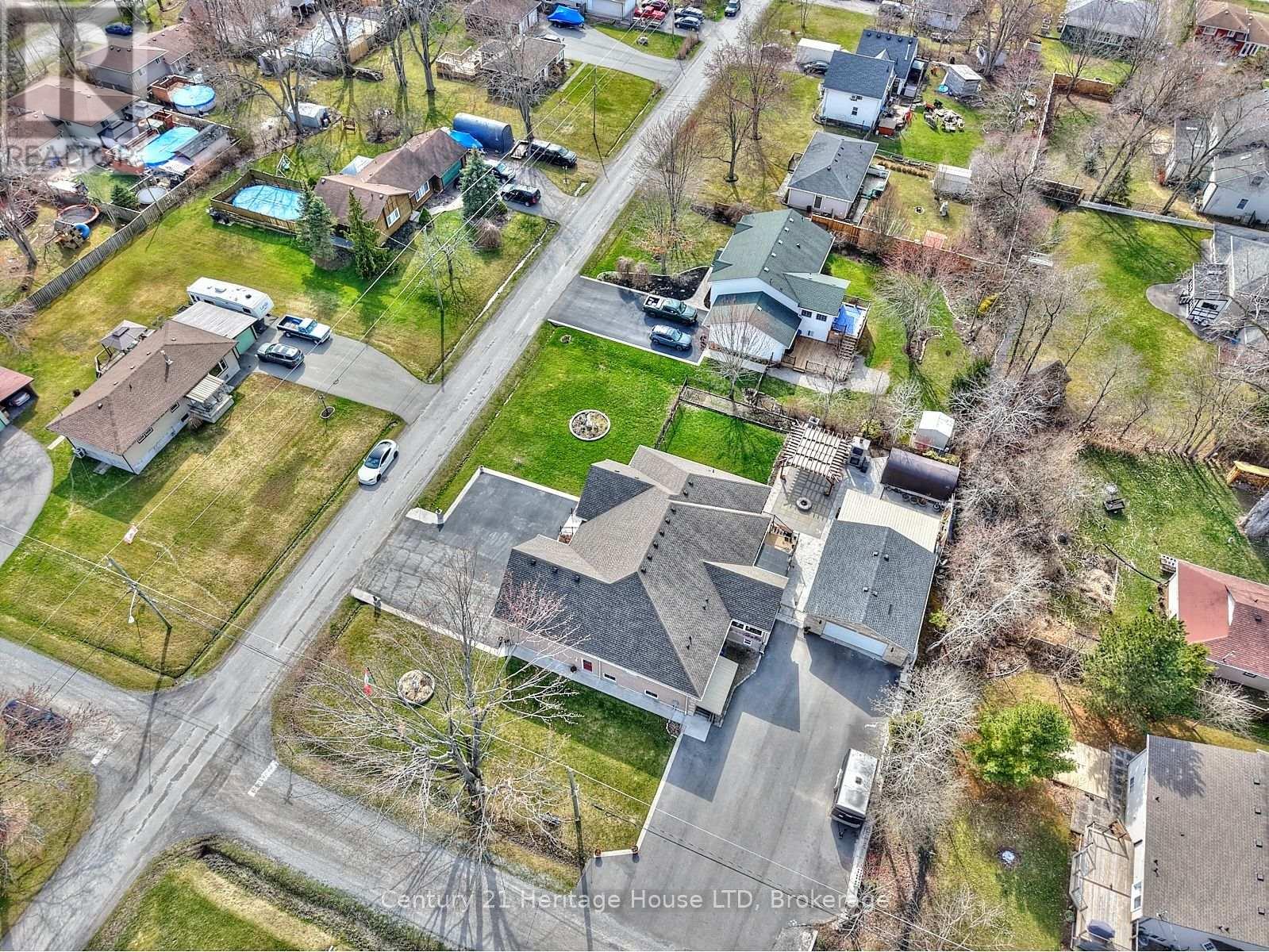 3290 EVADERE AVENUE - Image 46
