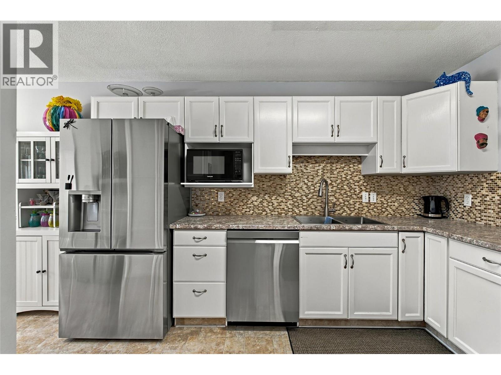 #32 1874 Parkview Crescent Lot# 32 - 5