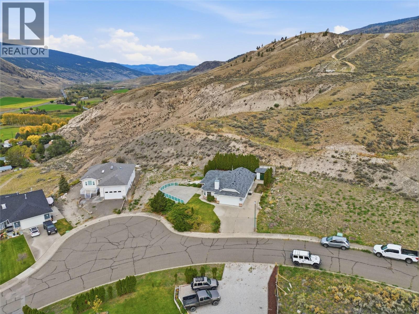 Property for sale at 1398/1400 SEMLIN Drive