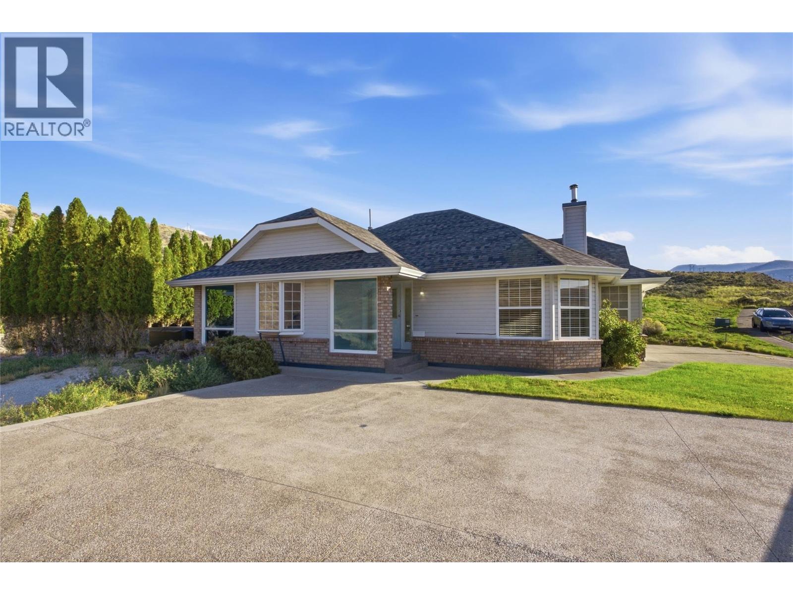 1398/1400 SEMLIN Drive - Image 16