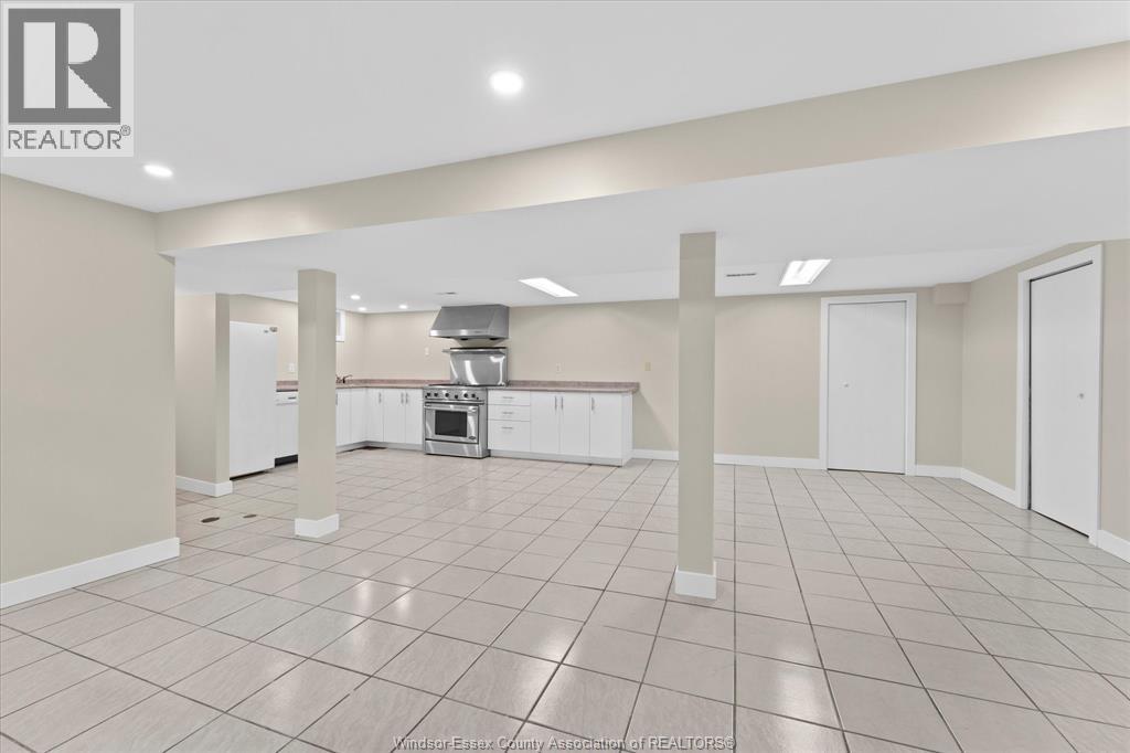 3163 Curry AVENUE - 16