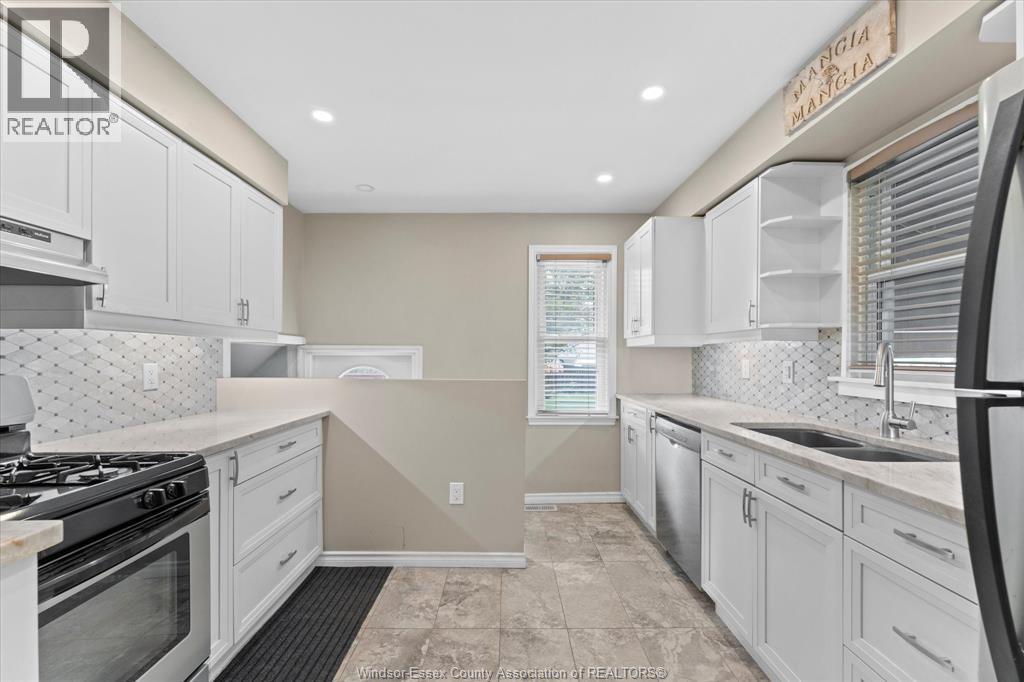 3163 Curry AVENUE - 6