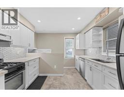 Recreation room - 3163 Curry Avenue, Windsor, ON N9E2T2 Photo 6
