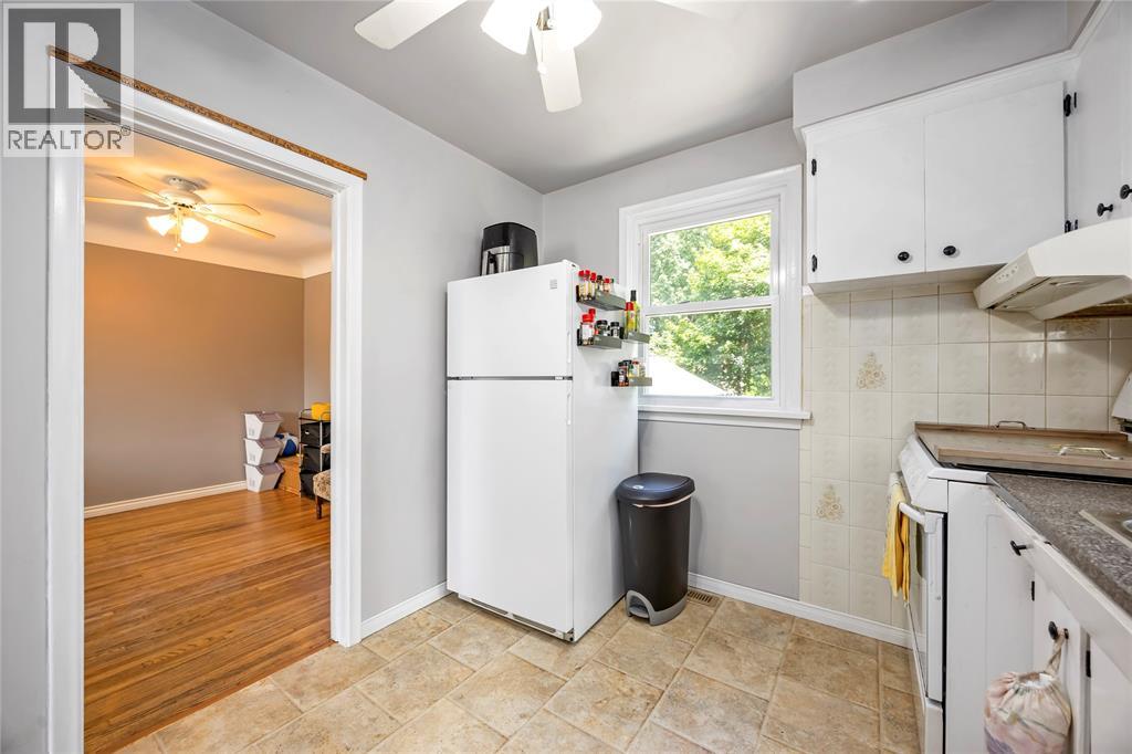 684 KEMBER AVENUE - 10