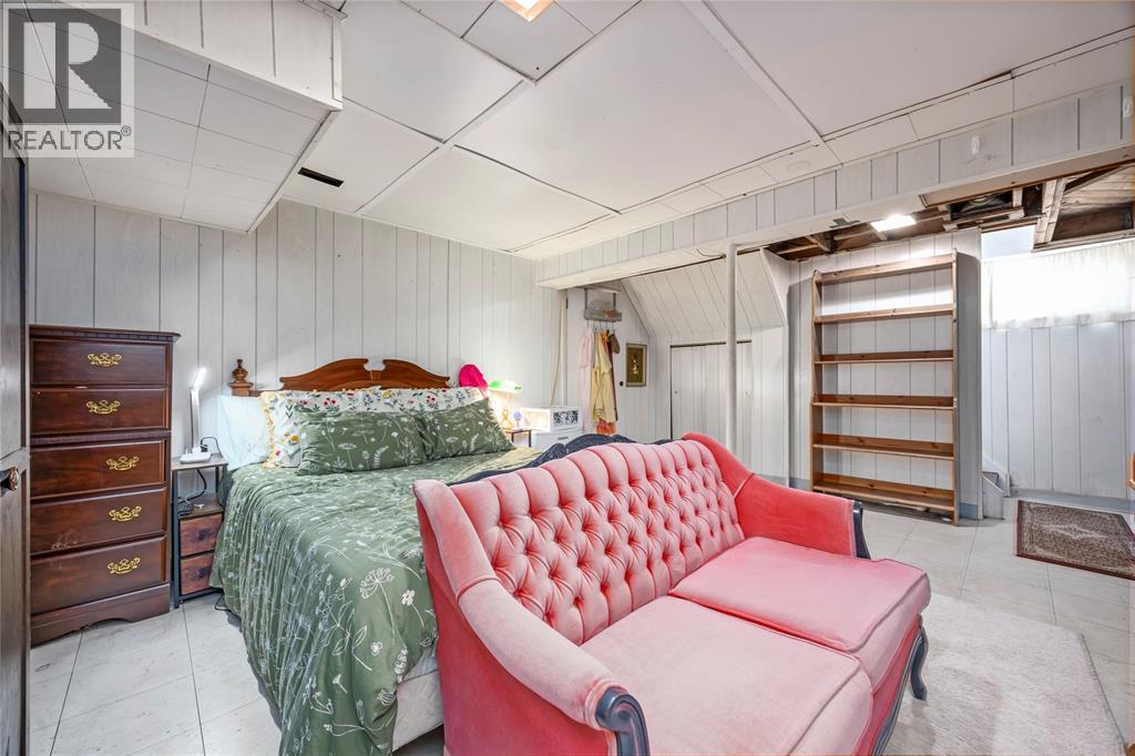684 KEMBER AVENUE - 20