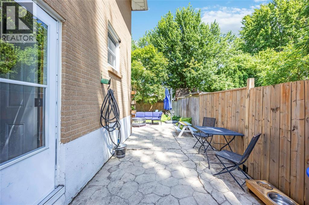 684 KEMBER AVENUE - 21
