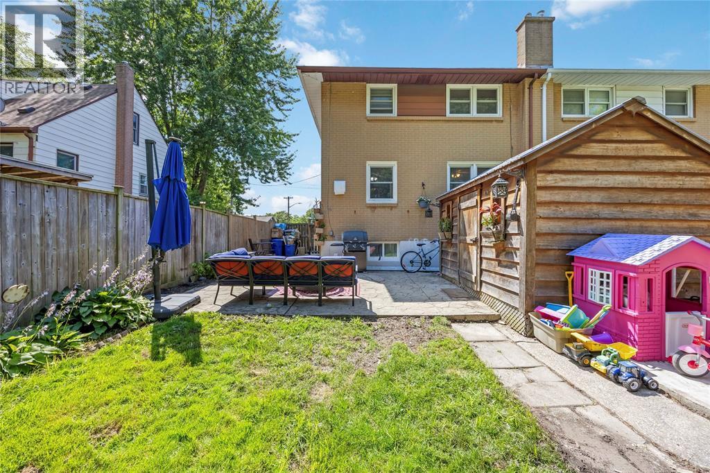 684 KEMBER AVENUE - 26