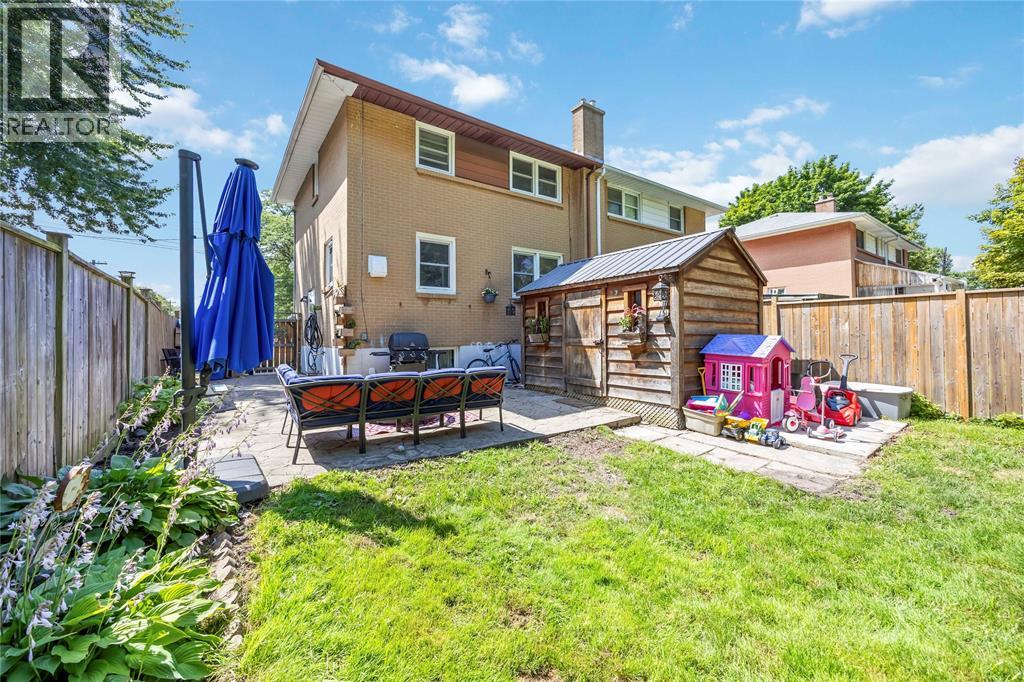 684 KEMBER AVENUE - 27