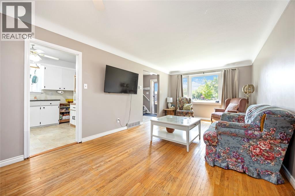 684 KEMBER AVENUE - 6
