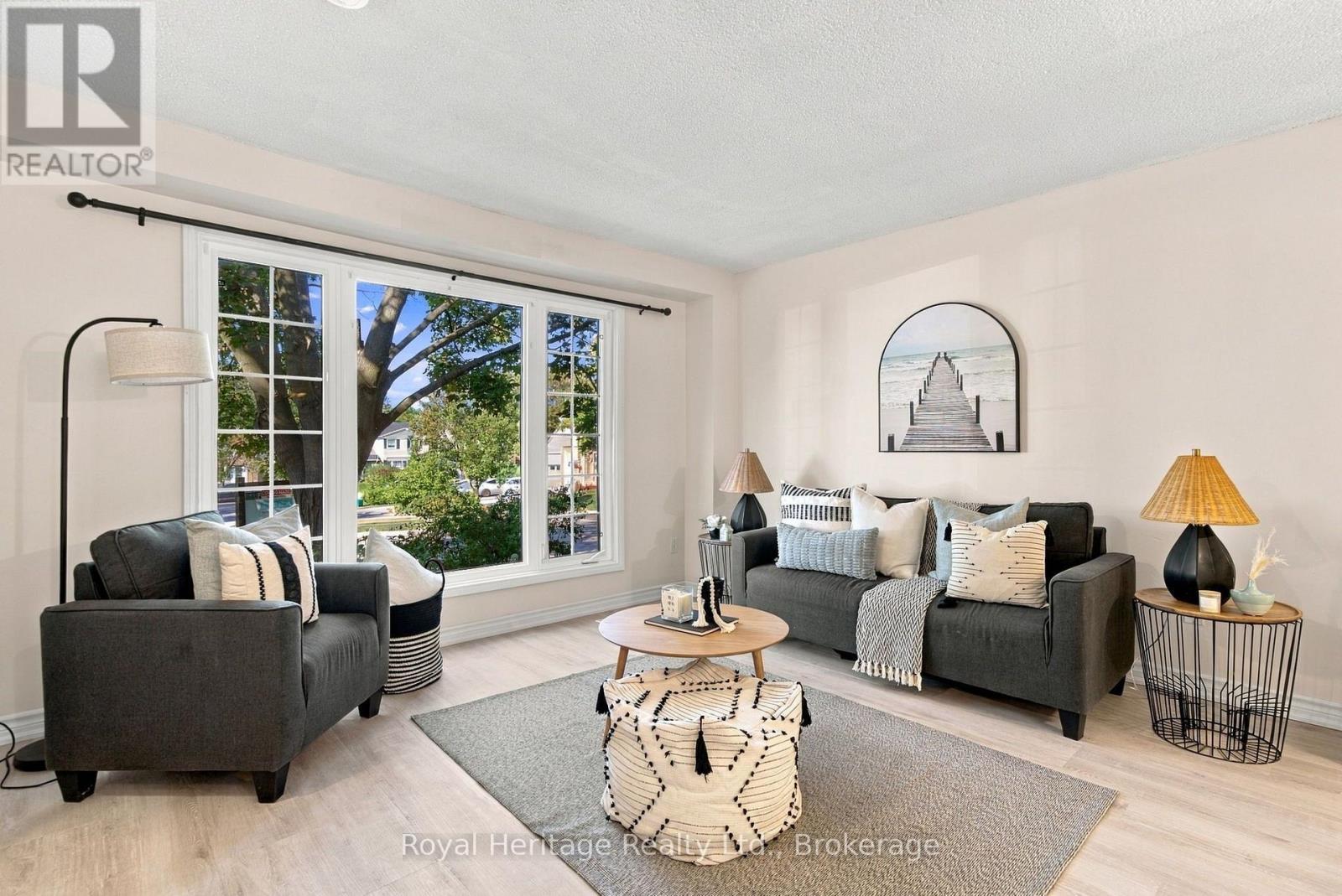 814 CAVAN COURT - 4