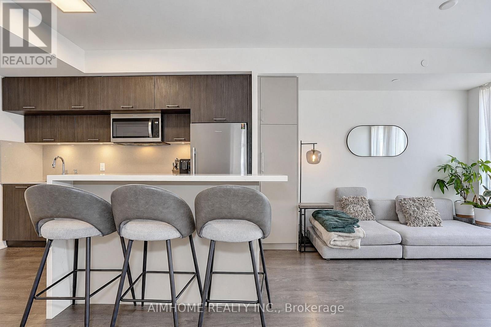 #310 50 MCCAUL STREET - Image 15
