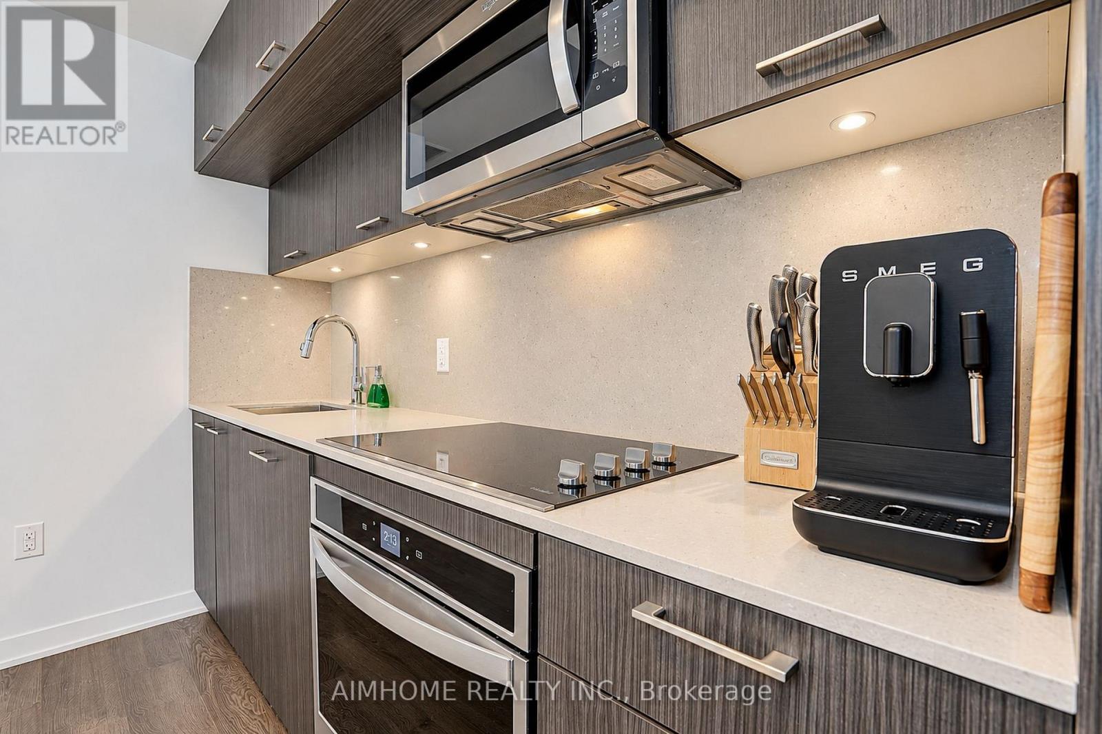#310 50 MCCAUL STREET - Image 20