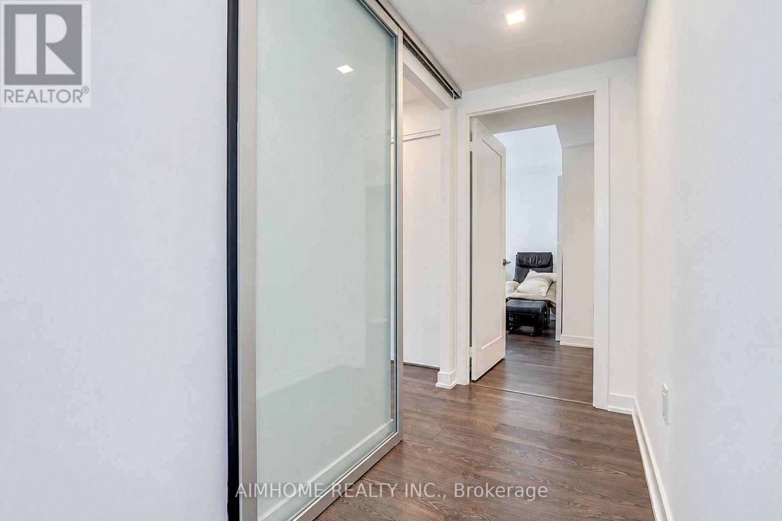 #310 50 MCCAUL STREET - Image 25